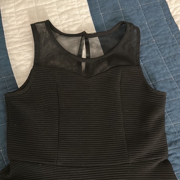 Girls size 8 black fit and flare dress - Picture 2 of 5